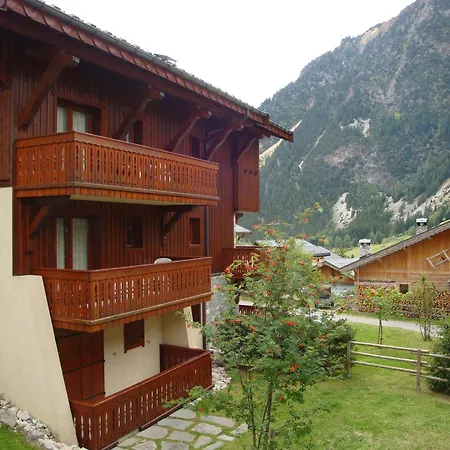 3 Pieces, Balcon, Proche Pistes - Fr-1-464-127 Apartment *